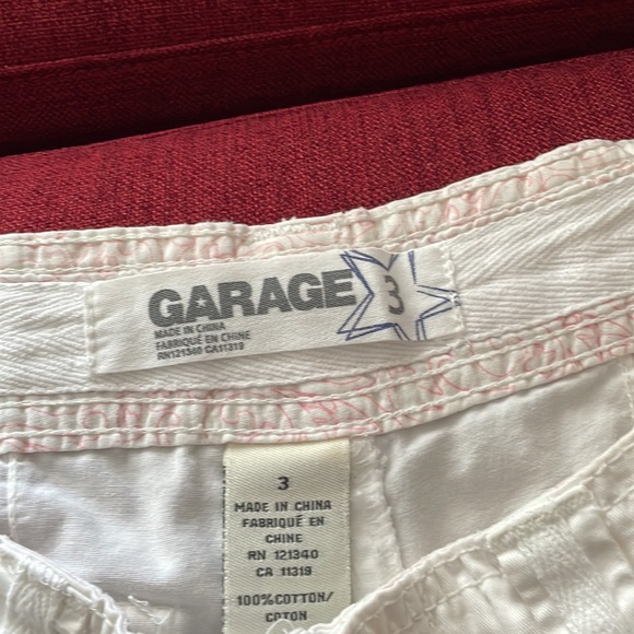 White mini shorts from Garage - Picture 2 of 3